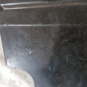 Variklio valdymo blokas
